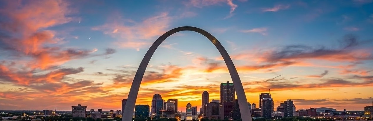 St. Louis Gateway Arch at dusk